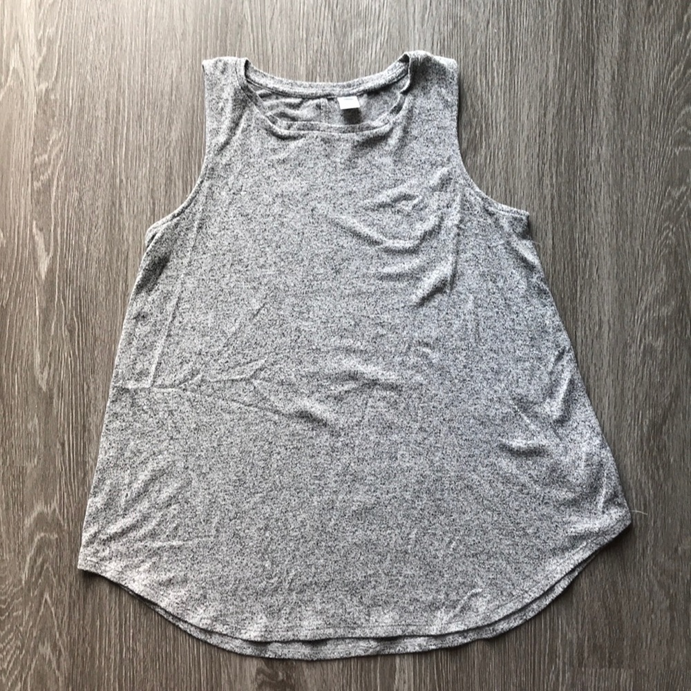 ✨3/$10✨ Old Navy Grey tank top